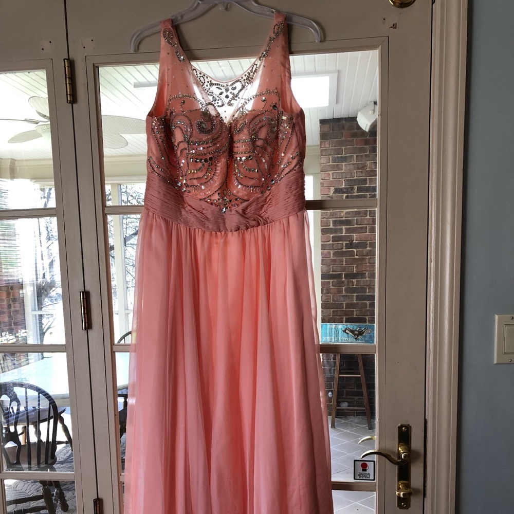 Peach prom dress